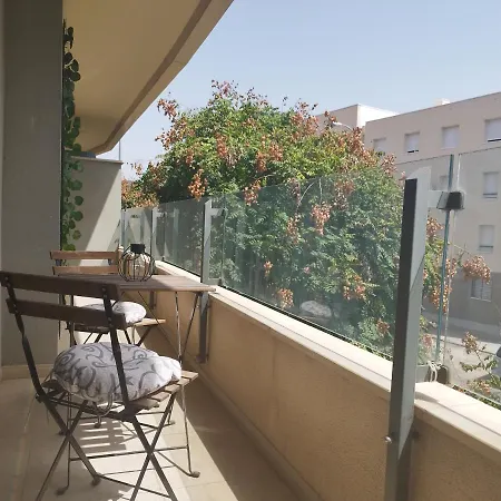 Apartamento En Urbanizacion De Lujo Con Piscina, Gimnasio Y Aparcamiento Gratis En La Zona Apartment *